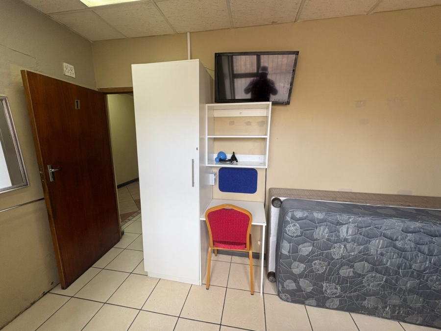 10 Bedroom Property for Sale in Southernwood Eastern Cape